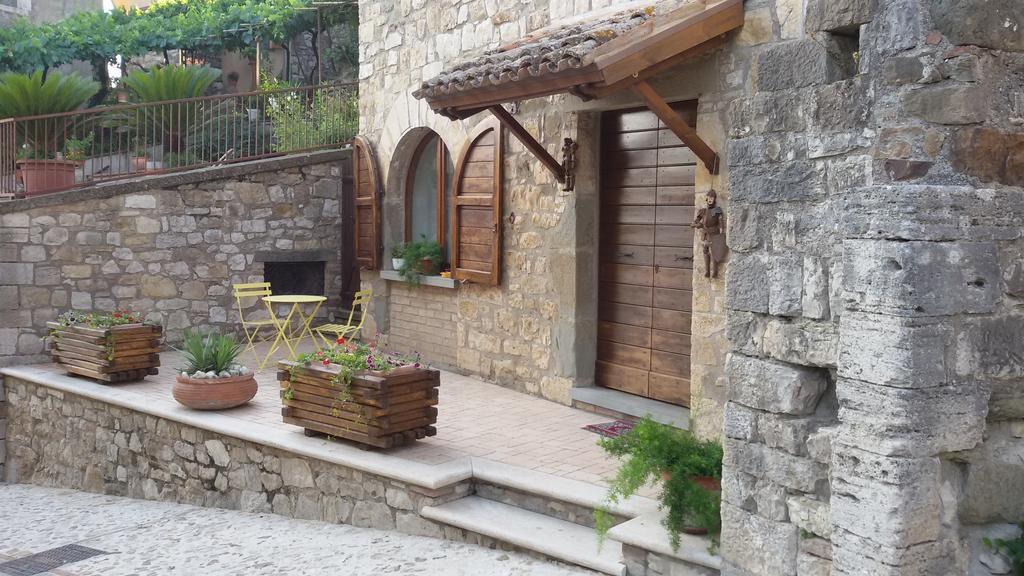 شقة تودي  في Borgo Medioevale المظهر الخارجي الصورة