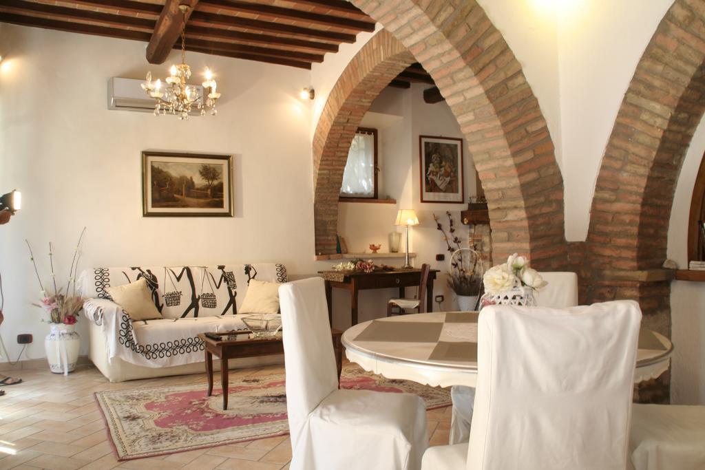 شقة تودي  في Borgo Medioevale المظهر الخارجي الصورة